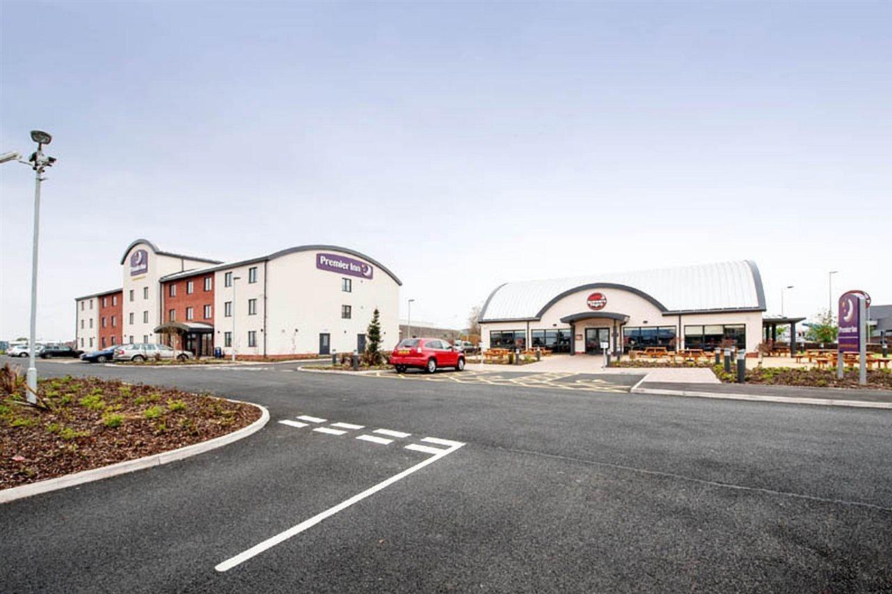 Premier Inn Barrow In Furness Екстер'єр фото