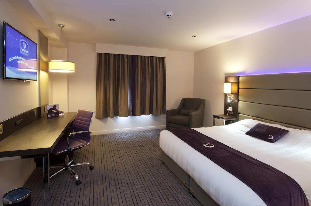 Premier Inn Barrow In Furness Номер фото